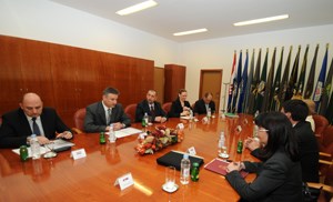 Slika topvijesti/godina2010/svibanj/karamarko i malovic 1.jpg